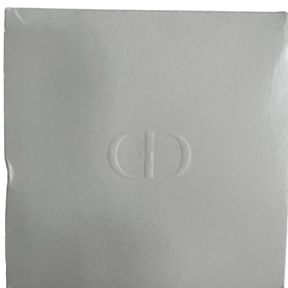 DIOR 30 Montaigne Scented Candle Amber And Spicy Notes - Picture 8 of 10